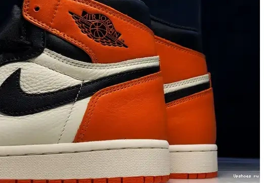  555088-005 Retro Backboard Jordan High 1 555088-005 Shattered 0507
